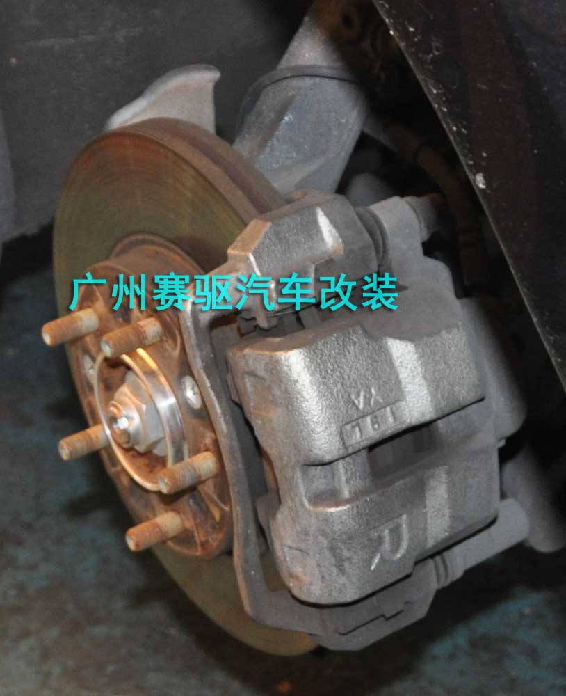 馬自達六原車剎車卡鉗 馬自達六原車剎車卡鉗