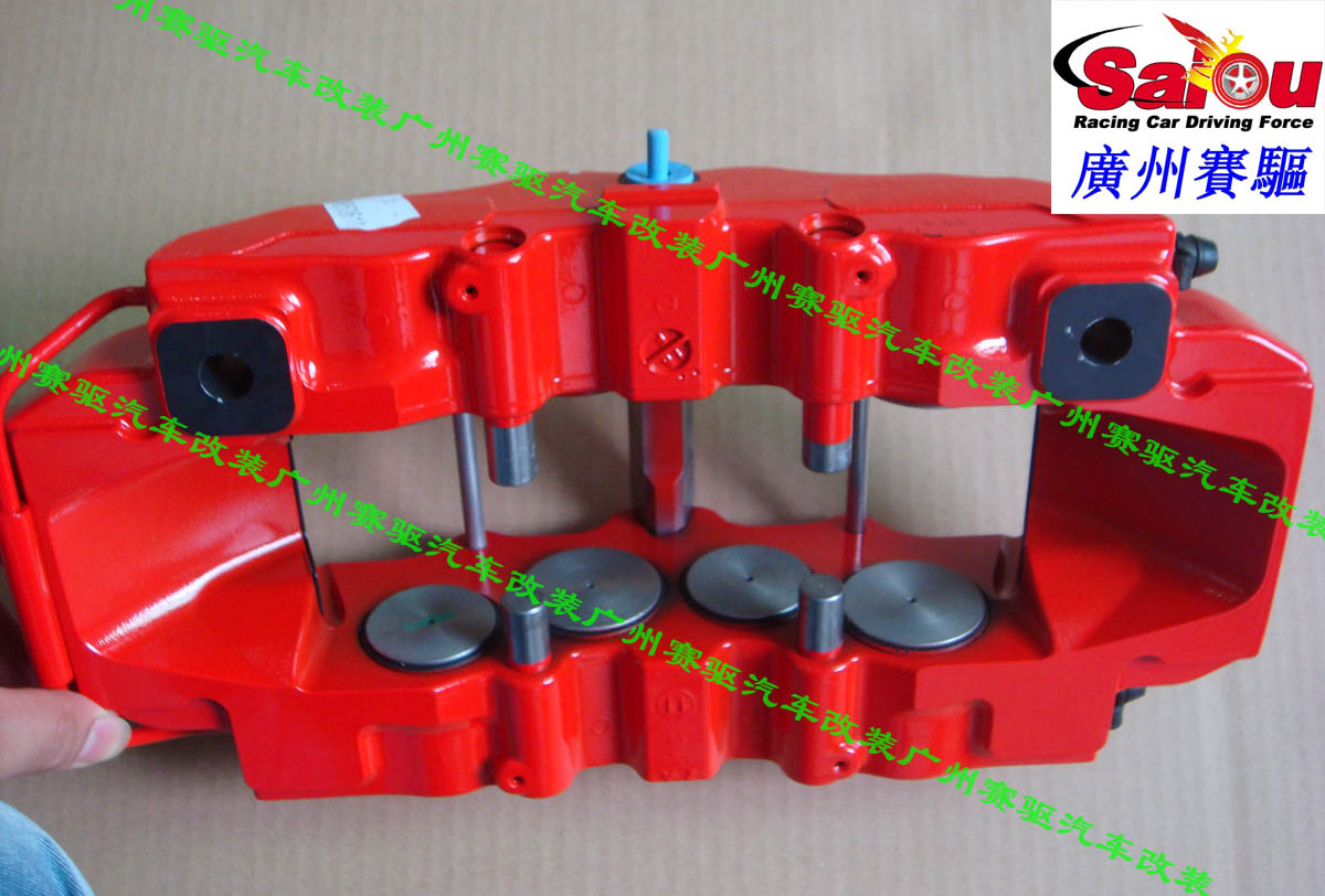 意大利BREMBO 紅色8活塞競技版卡鉗 BREMBO GT版8活塞鮑魚 大大提升剎車性能