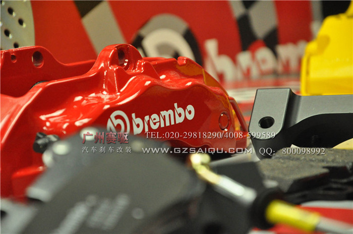 豐田銳志剎車改裝升級brembo大六活塞剎車套件 豐田銳志剎車改裝升級brembo大六活塞剎車套件