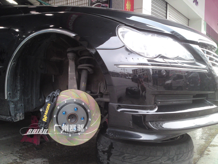 銳志剎車升級改裝AP5200剎車大四活塞卡鉗 原裝位安裝剎車鮑魚 銳志剎車升級改裝AP5200剎車大四活塞卡鉗 原裝位安裝剎車鮑魚