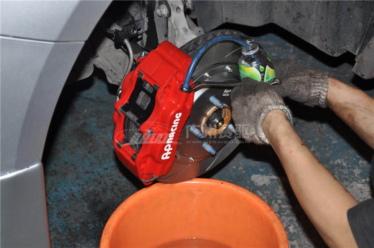 高性能剎車鮑魚紅色套裝 科魯茲改裝AP5200大四活塞剎車卡鉗 高性能剎車鮑魚紅色套裝 科魯茲改裝AP5200大四活塞剎車卡鉗