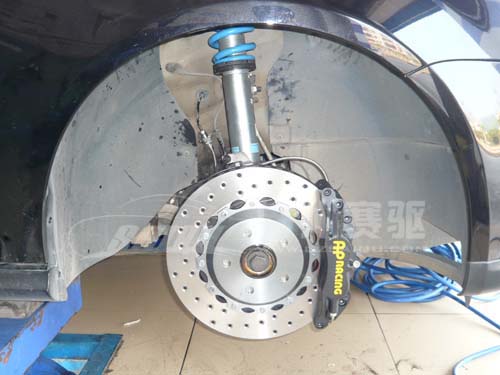 高爾夫GTI前剎車升級 AP5200剎車鮑魚 配330mm*28mm  高爾夫GTI前剎車升級 AP5200剎車鮑魚 配330mm*28mm