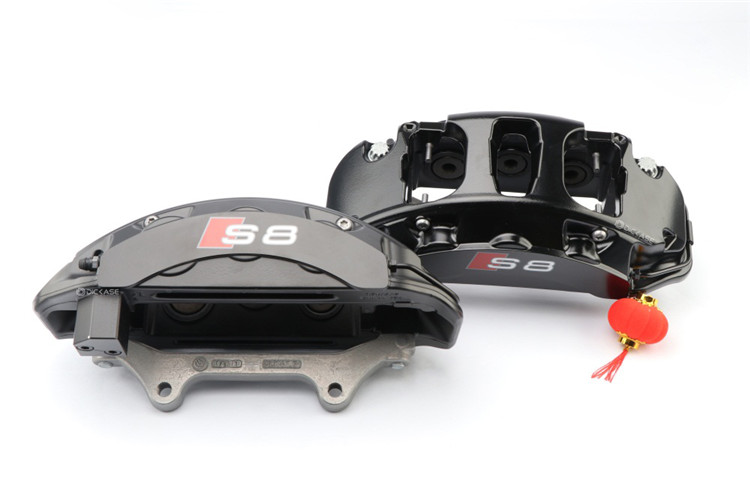brembo 奧迪S8六活塞剎車 brembo 奧迪S8六活塞剎車