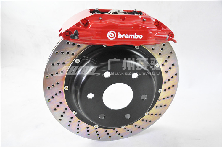 起亞K5升級(jí)BREMBO F50大四活塞卡鉗剎車套裝 K5專用4活塞鮑魚 提高行車安全